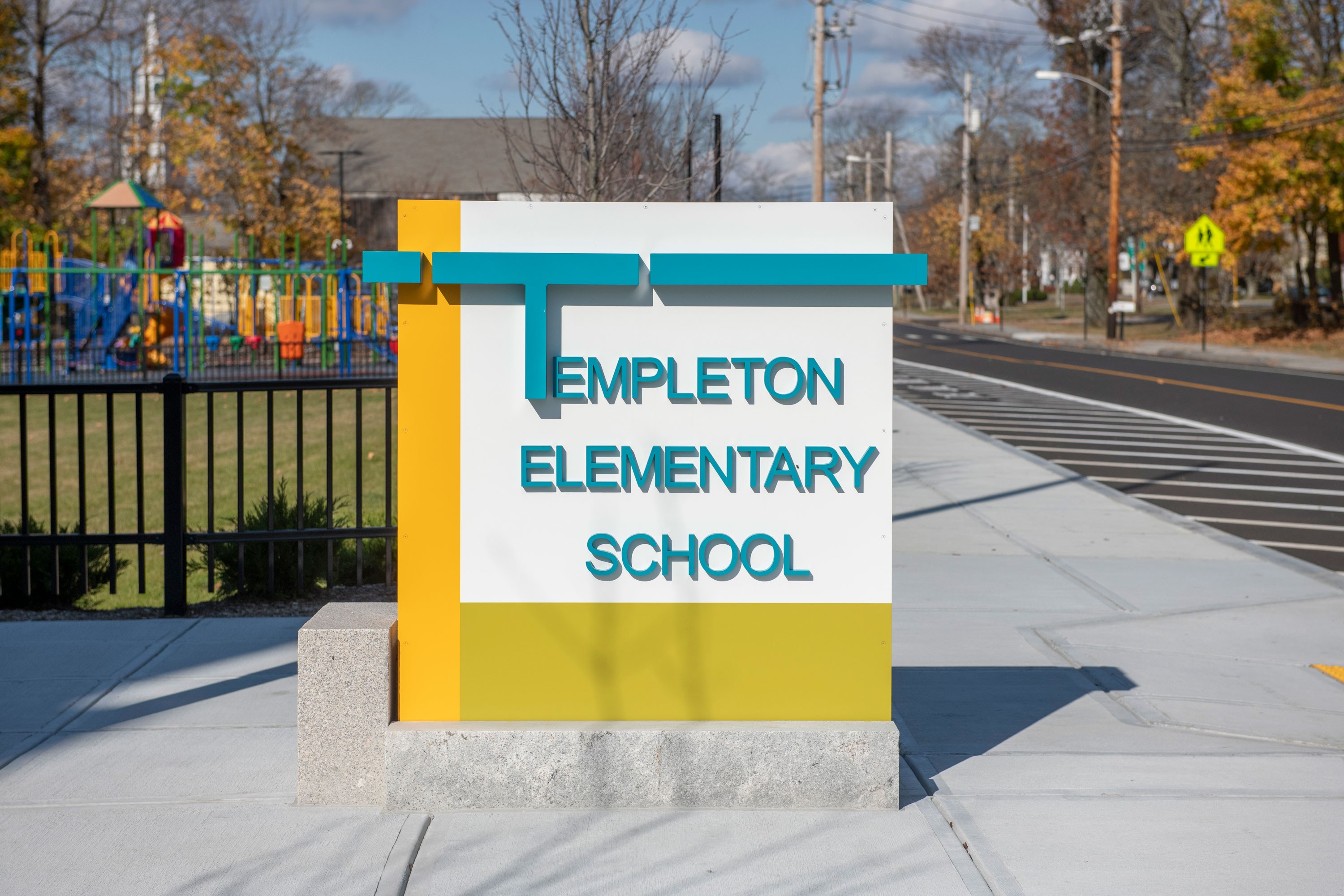 Narragansett RSD Templeton Center School Exterior Image 5 sign